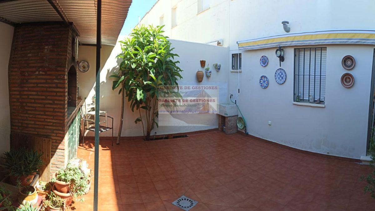 For sale of duplex in Villalgordo del Júcar