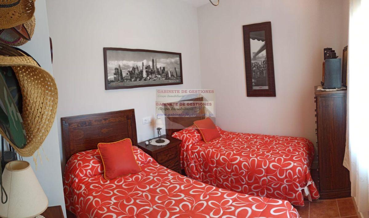 For sale of duplex in Villalgordo del Júcar