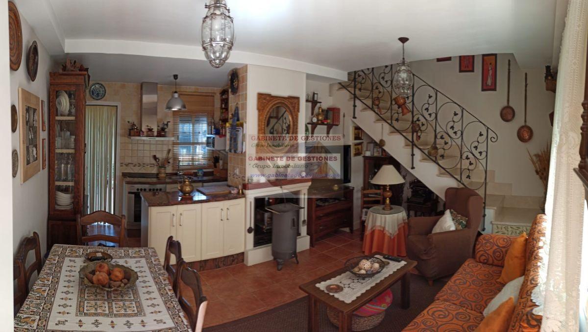 For sale of duplex in Villalgordo del Júcar