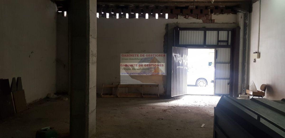 For sale of commercial in Albacete