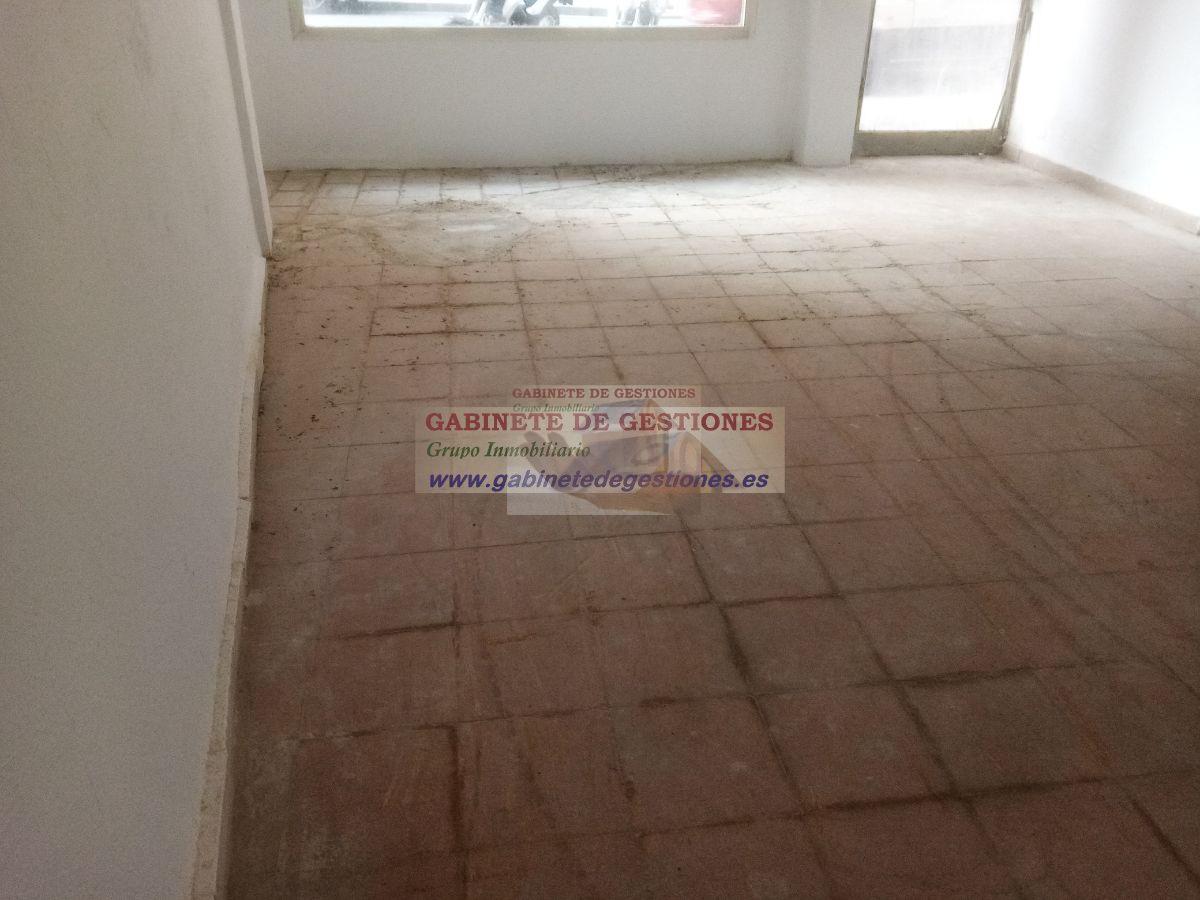 For rent of commercial in Albacete