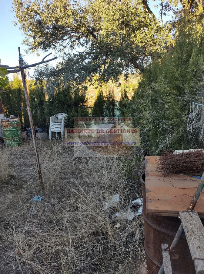 For sale of house in Povedilla