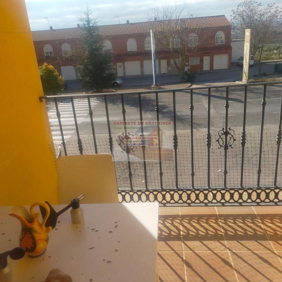 For sale of flat in Chinchilla de Monte-Aragón