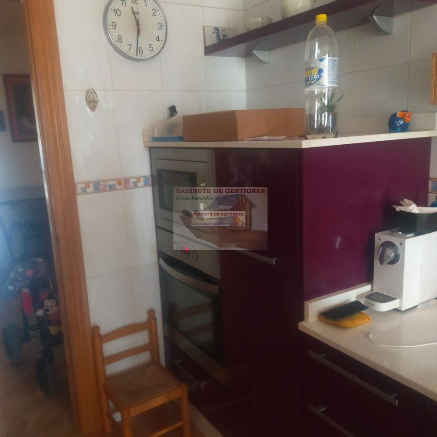 For sale of flat in Chinchilla de Monte-Aragón