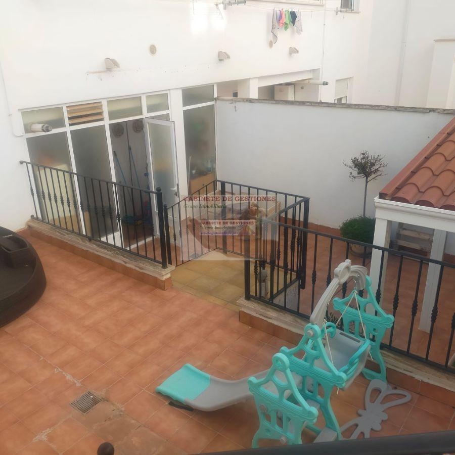 For sale of flat in Chinchilla de Monte-Aragón