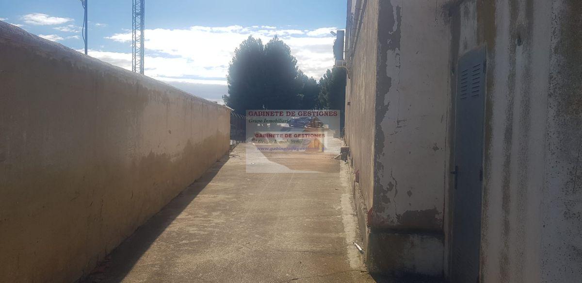 For sale of industrial plant/warehouse in Albacete