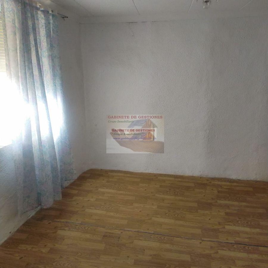 For sale of house in Chinchilla de Monte-Aragón