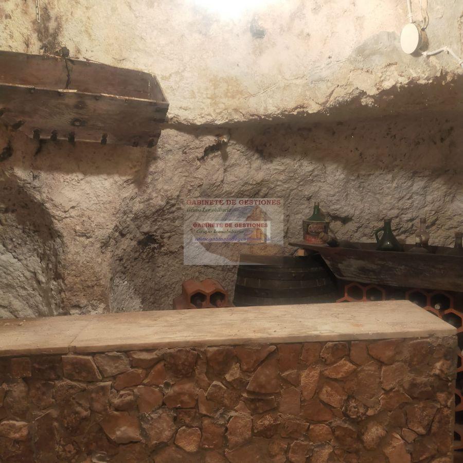 For sale of house in Chinchilla de Monte-Aragón