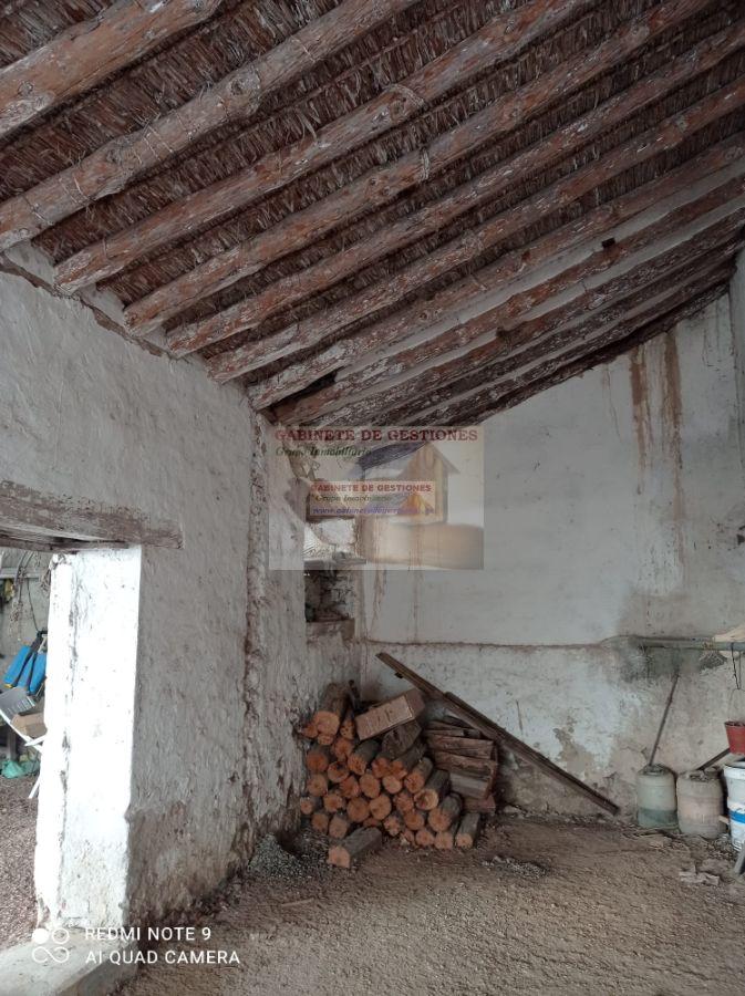 For sale of house in Mahora