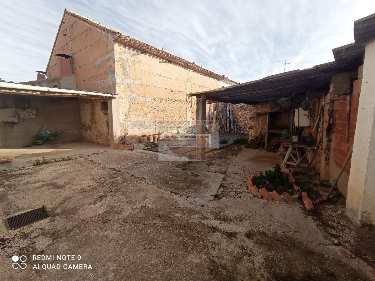 For sale of house in Mahora