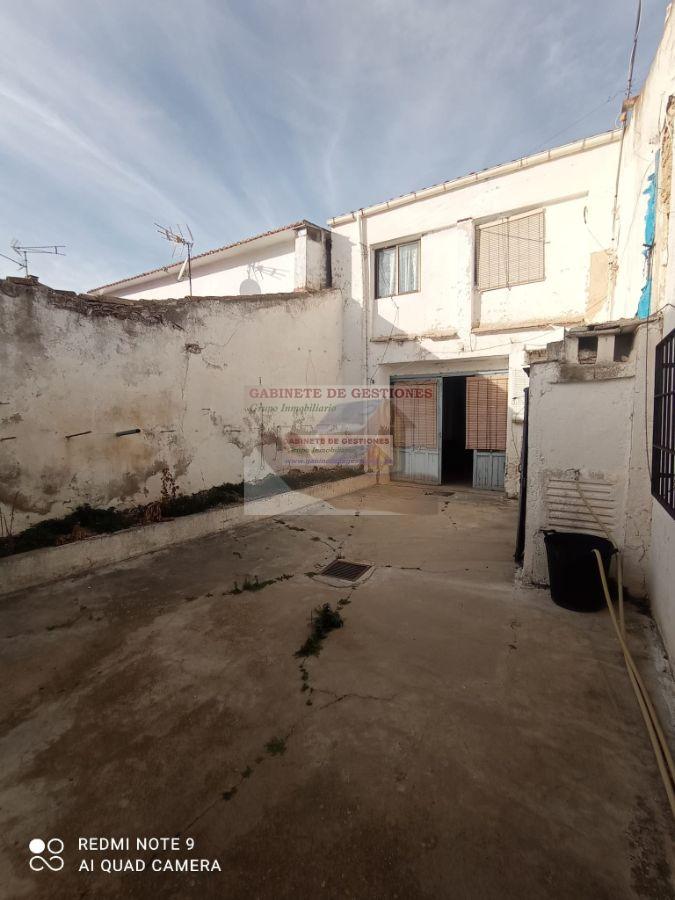 For sale of house in Mahora