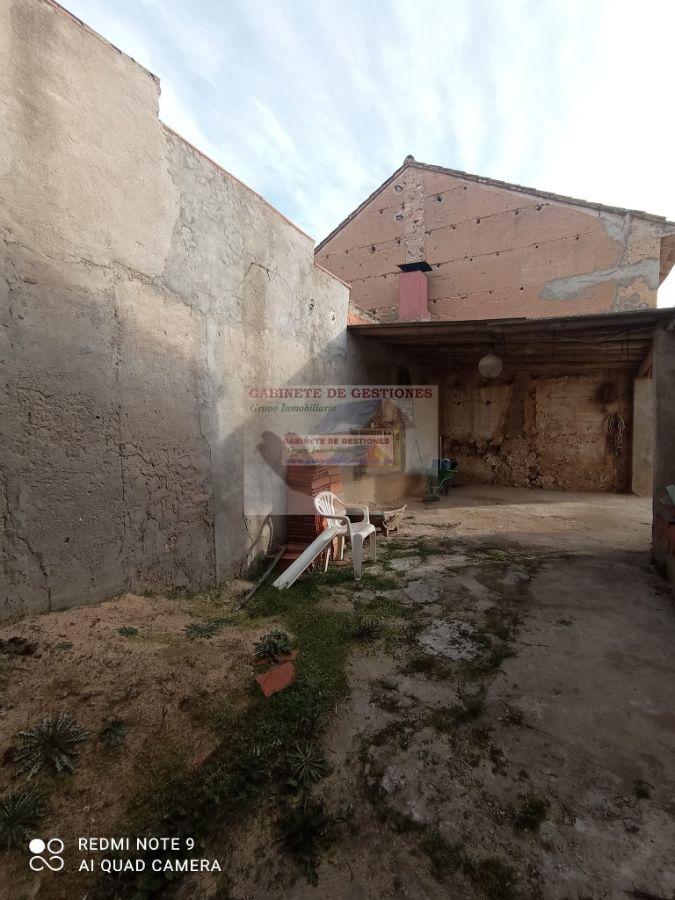For sale of house in Mahora