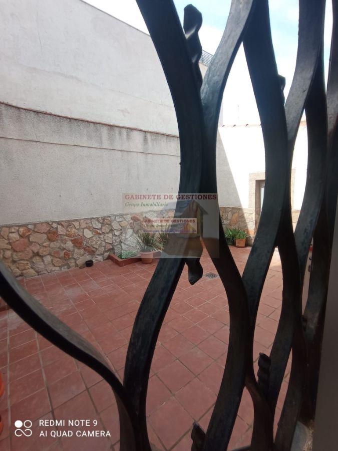 For sale of chalet in Albacete