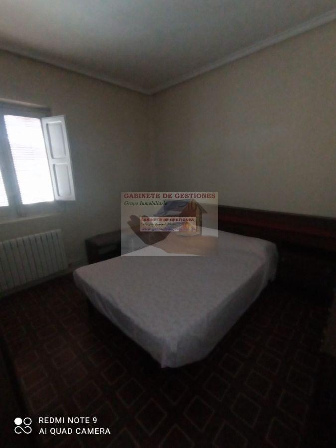 For sale of chalet in Albacete