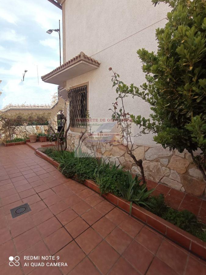 For sale of chalet in Albacete