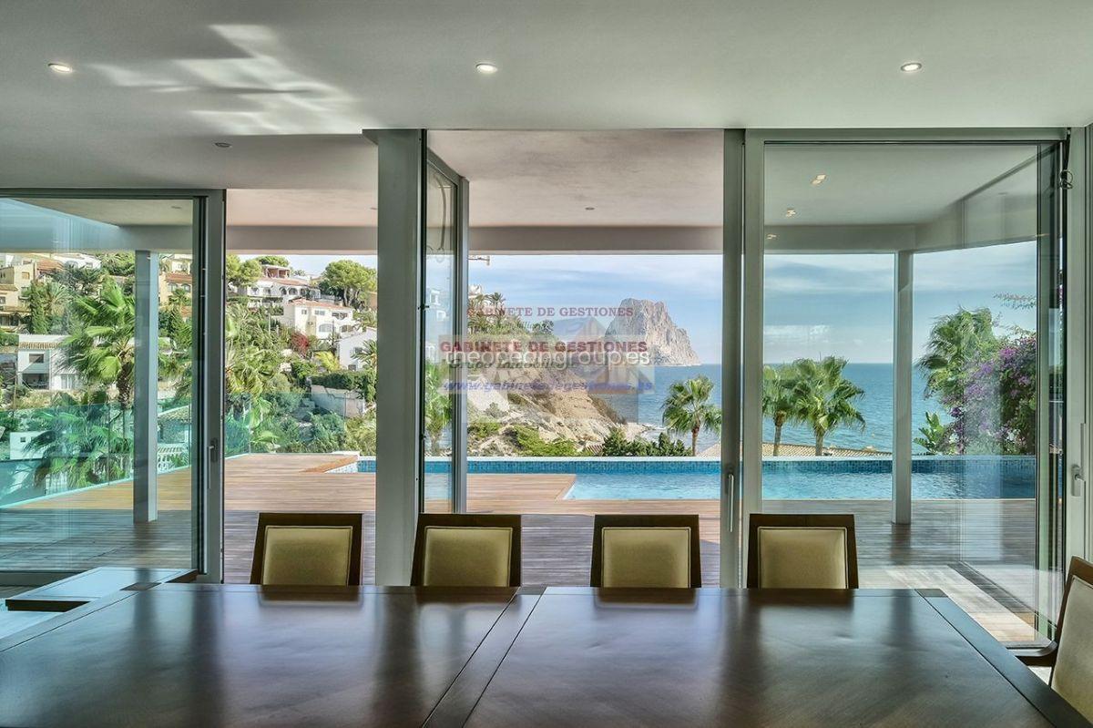 For sale of chalet in Calpe