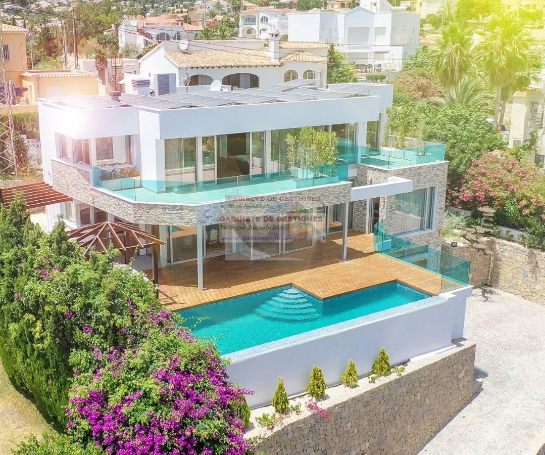 For sale of chalet in Calpe