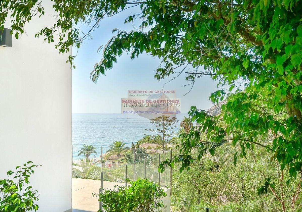 For sale of chalet in Calpe