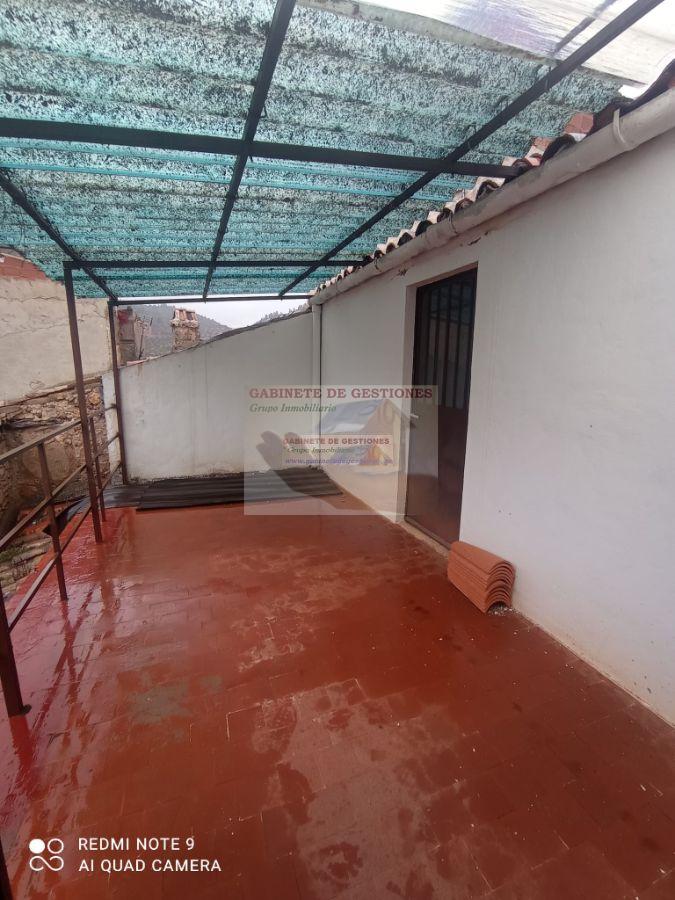 For sale of house in Bogarra