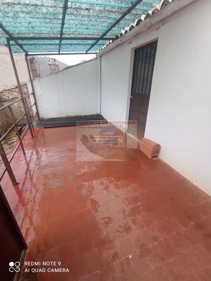 For sale of house in Bogarra