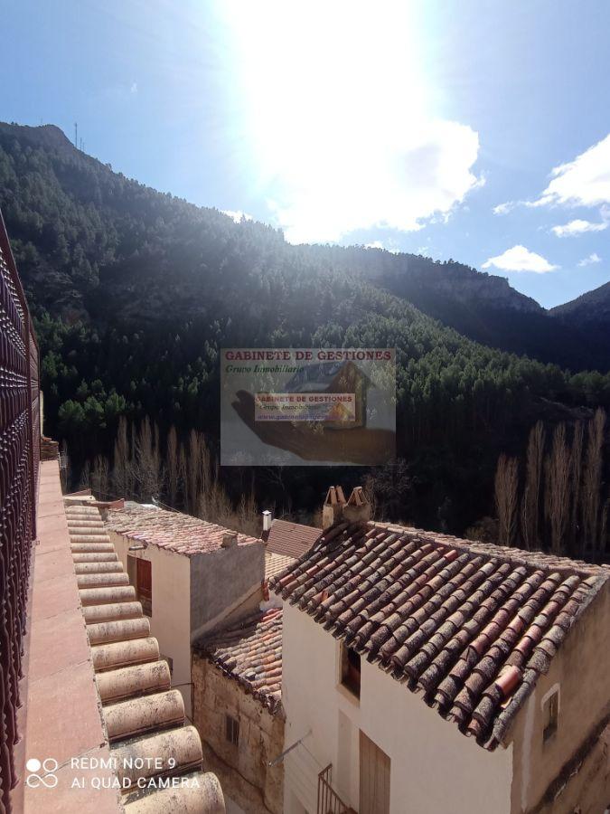 For sale of house in Bogarra