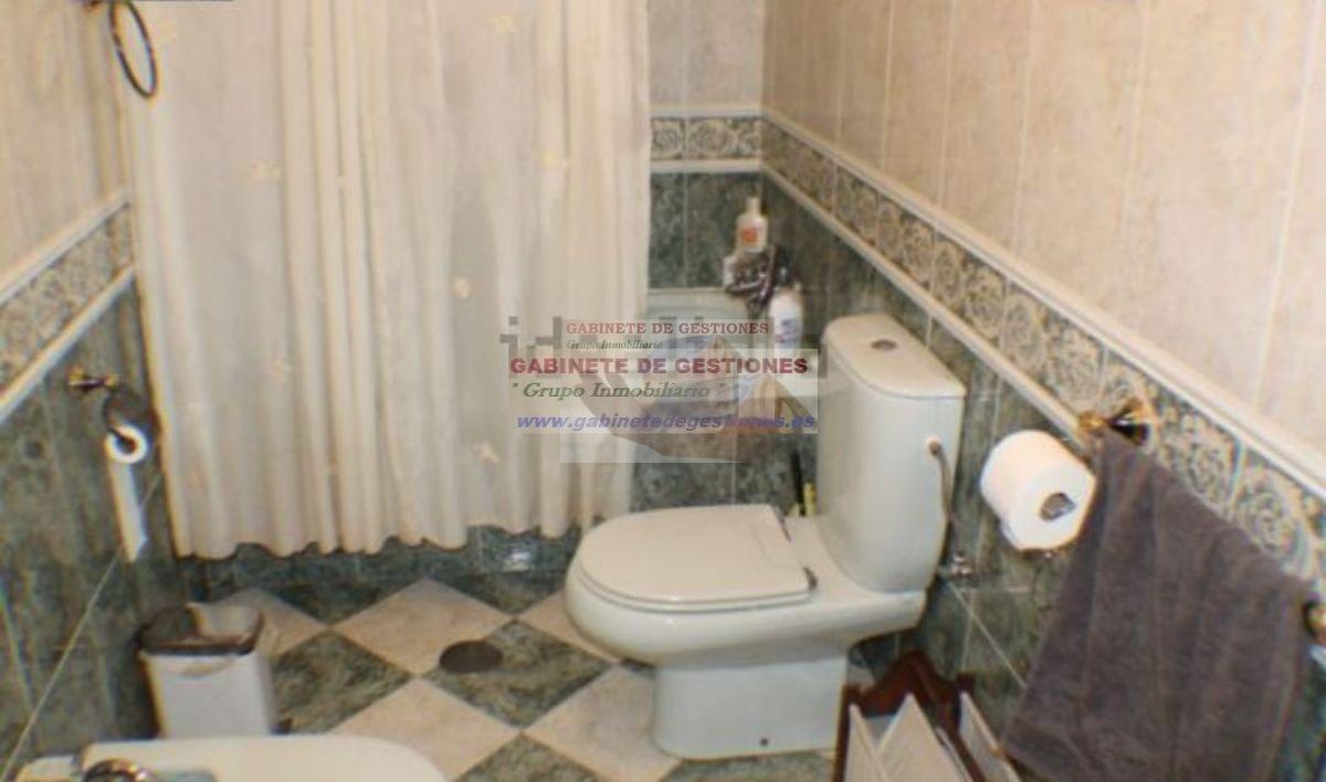 For sale of chalet in Albacete