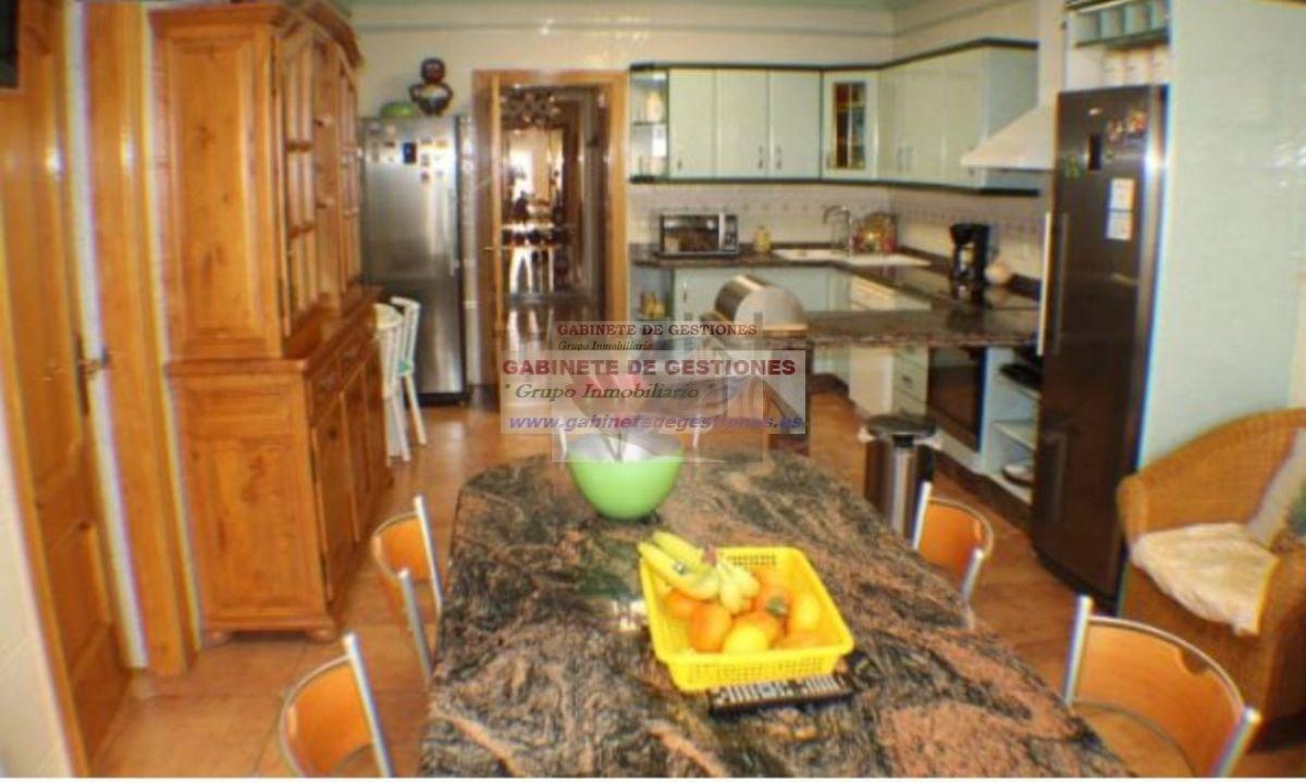 For sale of chalet in Albacete