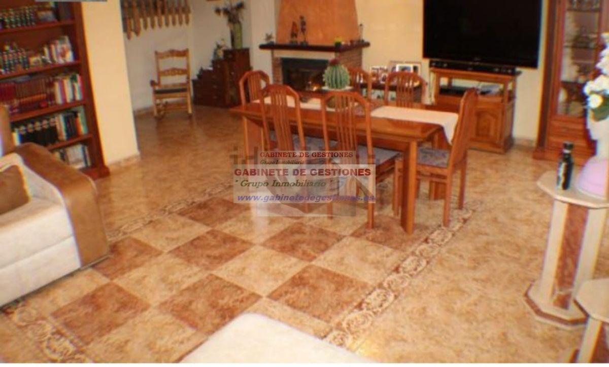 For sale of chalet in Albacete