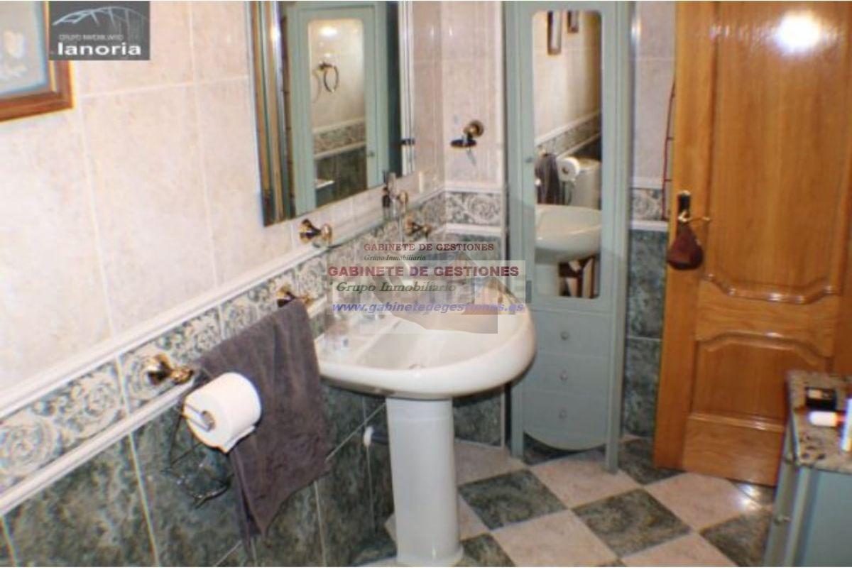 For sale of chalet in Albacete