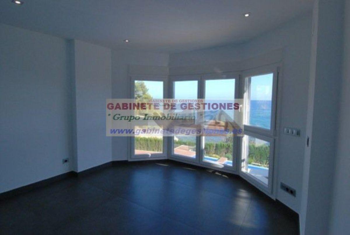 For sale of chalet in Calpe