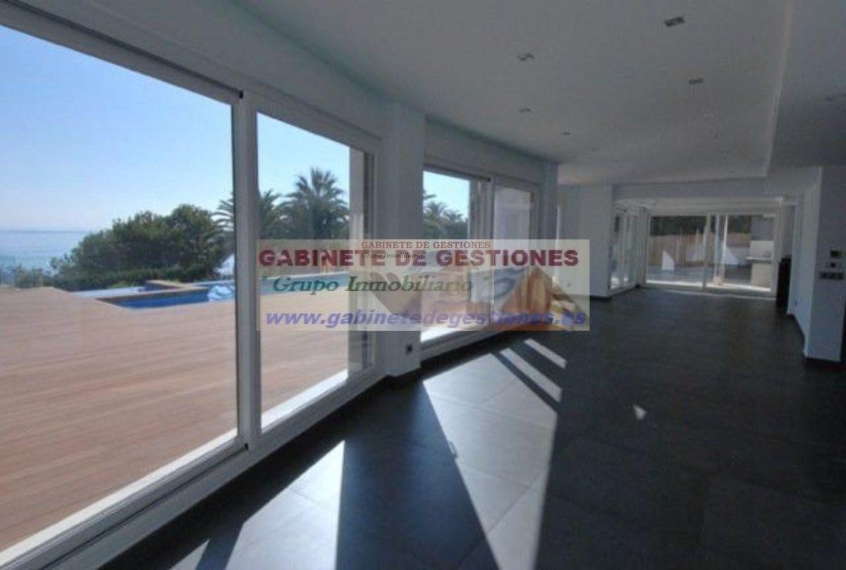 For sale of chalet in Calpe