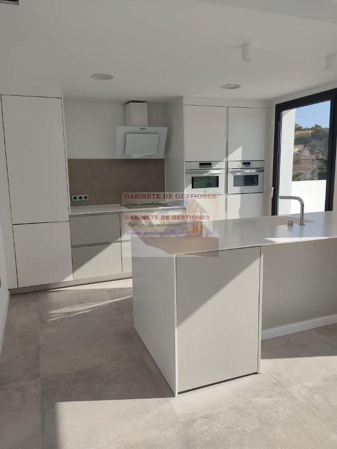 For sale of chalet in Benissa