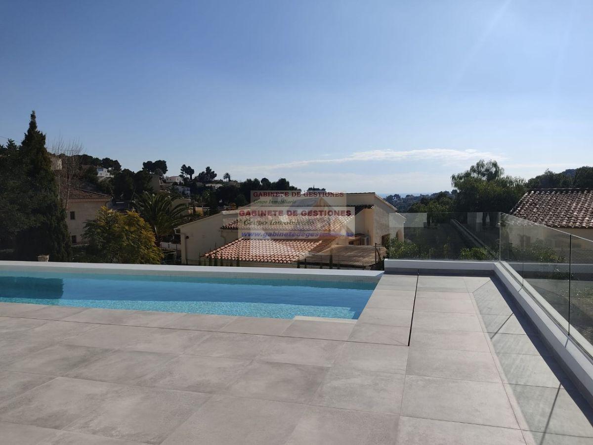 For sale of chalet in Benissa