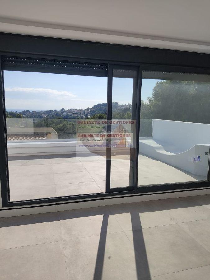 For sale of chalet in Benissa