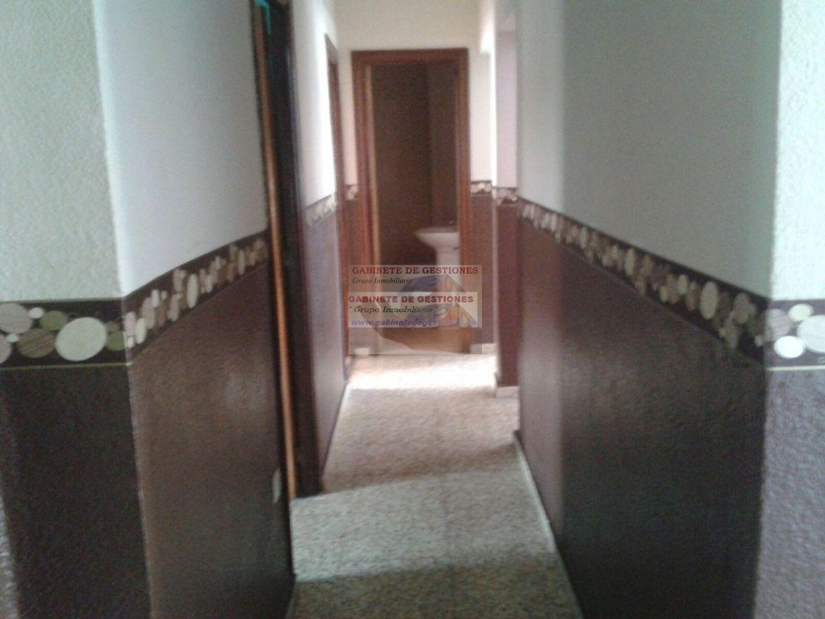For sale of flat in Albacete