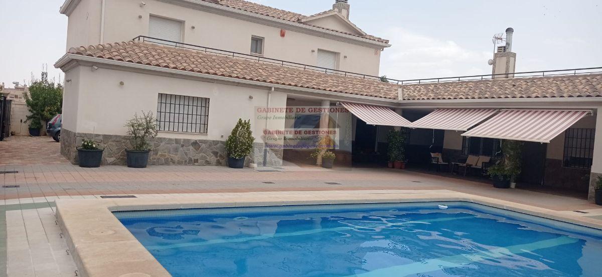 Venta de chalet en Albacete