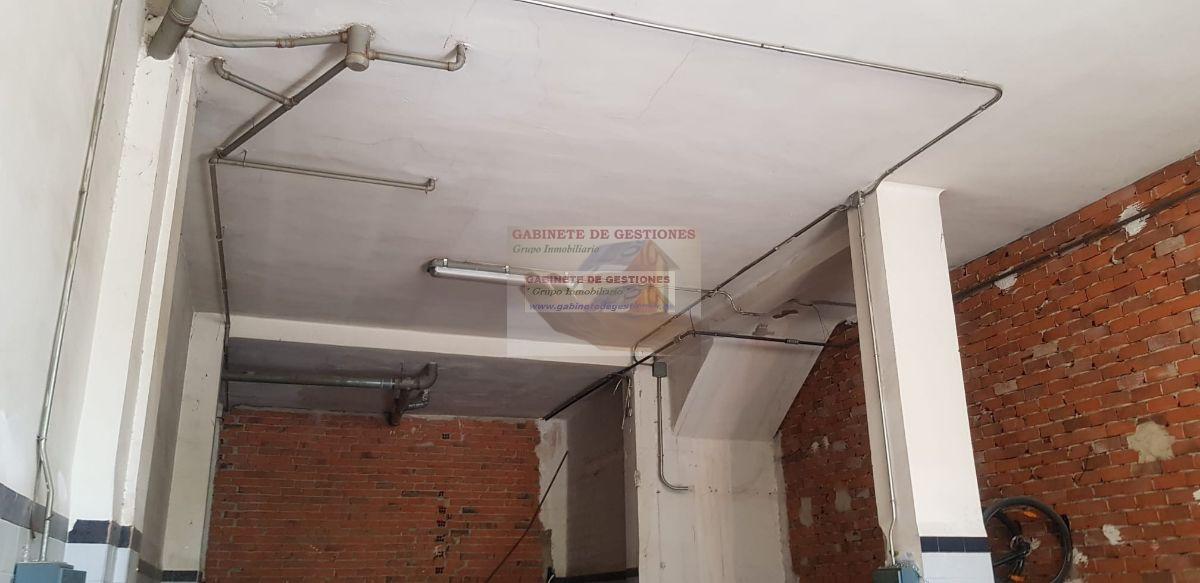 For sale of commercial in Albacete