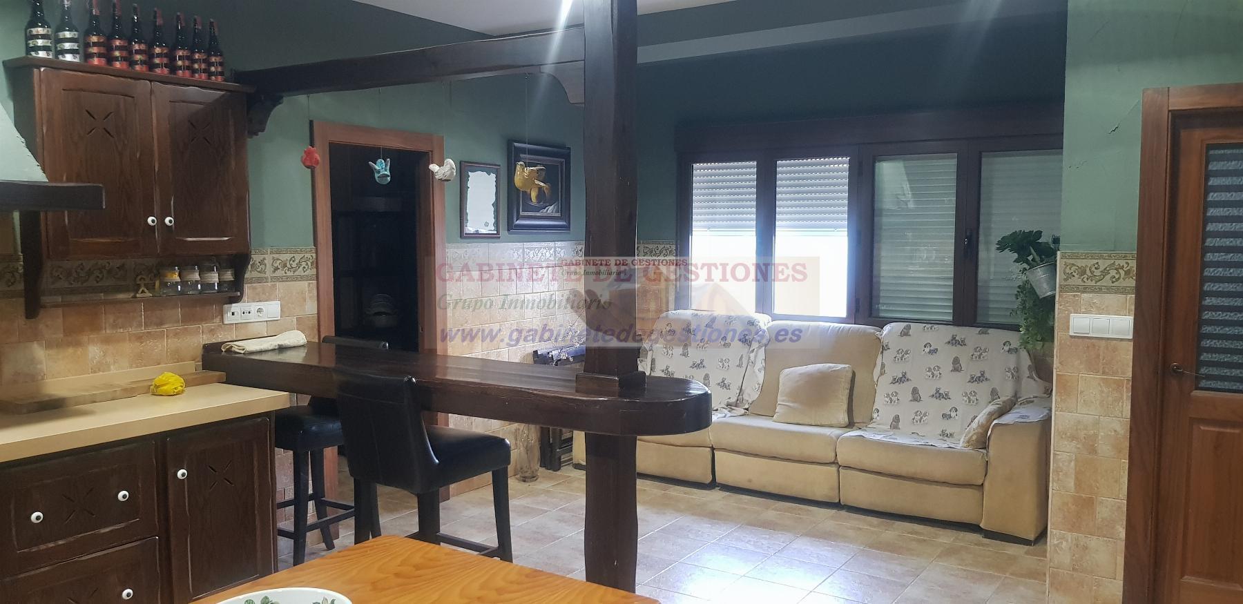 For sale of house in Tarazona de la Mancha