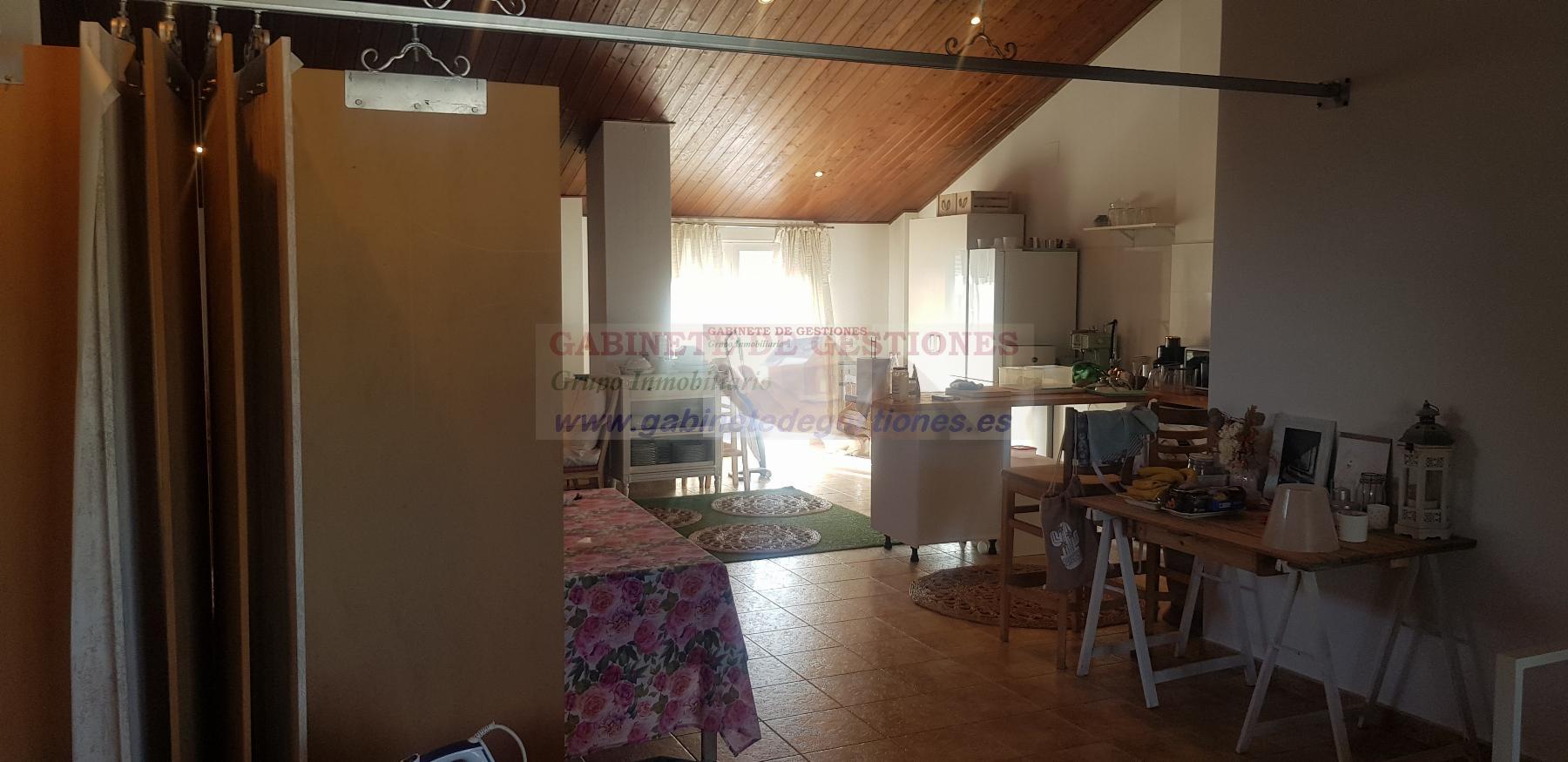 For sale of house in Tarazona de la Mancha