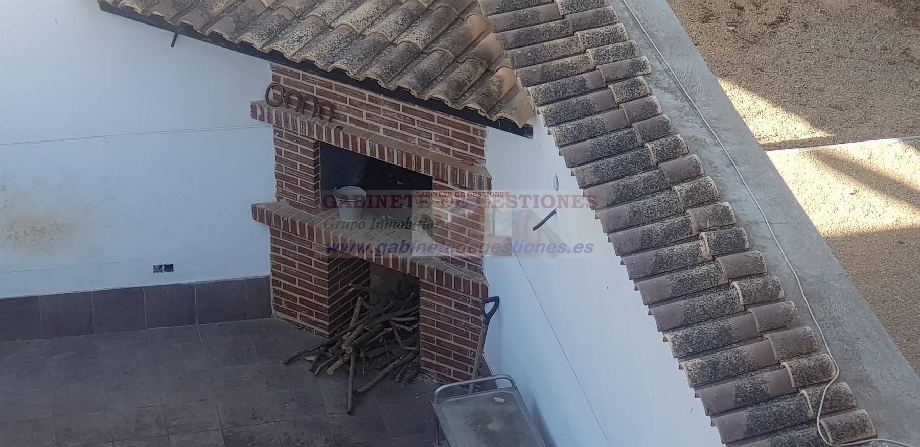 For sale of house in Tarazona de la Mancha