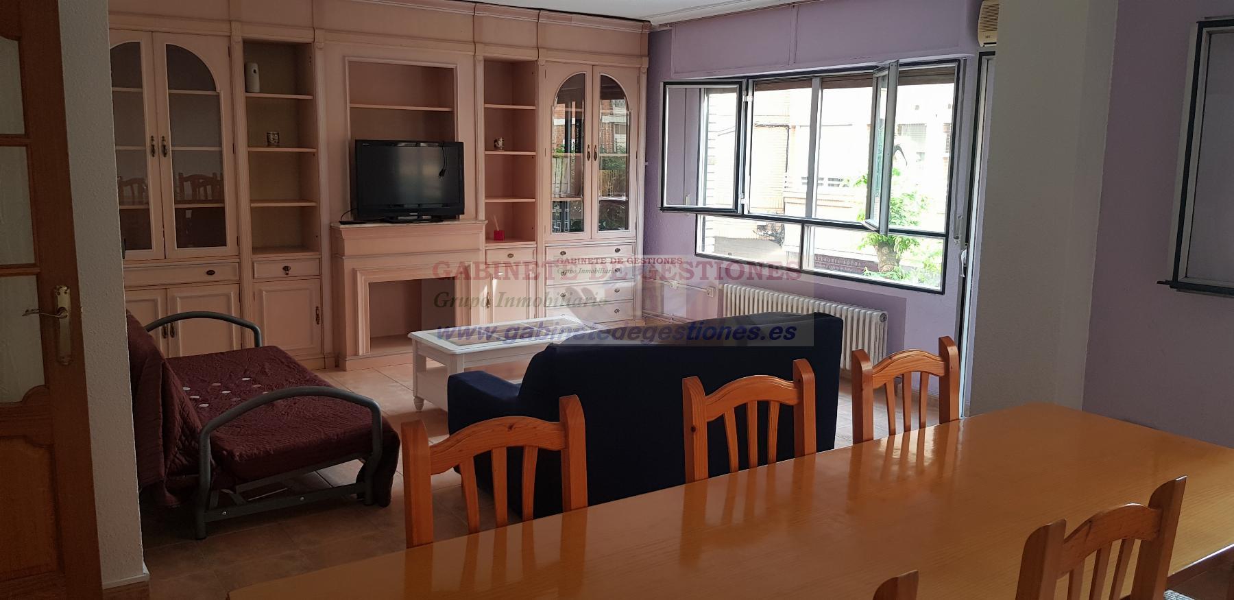 For sale of flat in Albacete