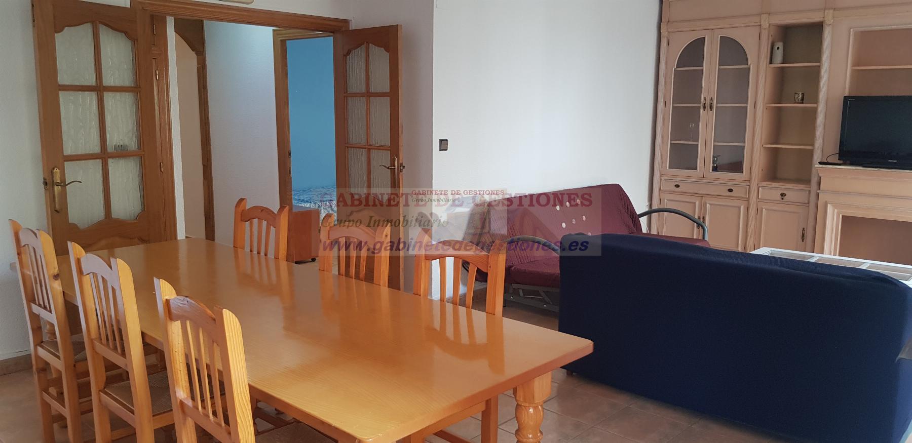 For sale of flat in Albacete