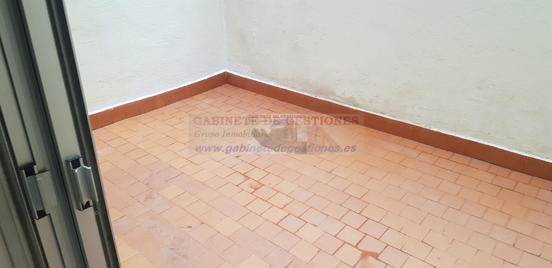 For sale of flat in Albacete