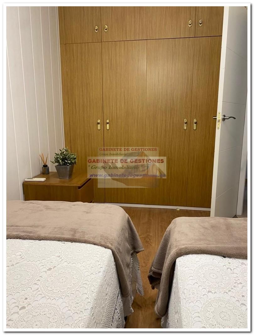 For sale of house in Santa Pola