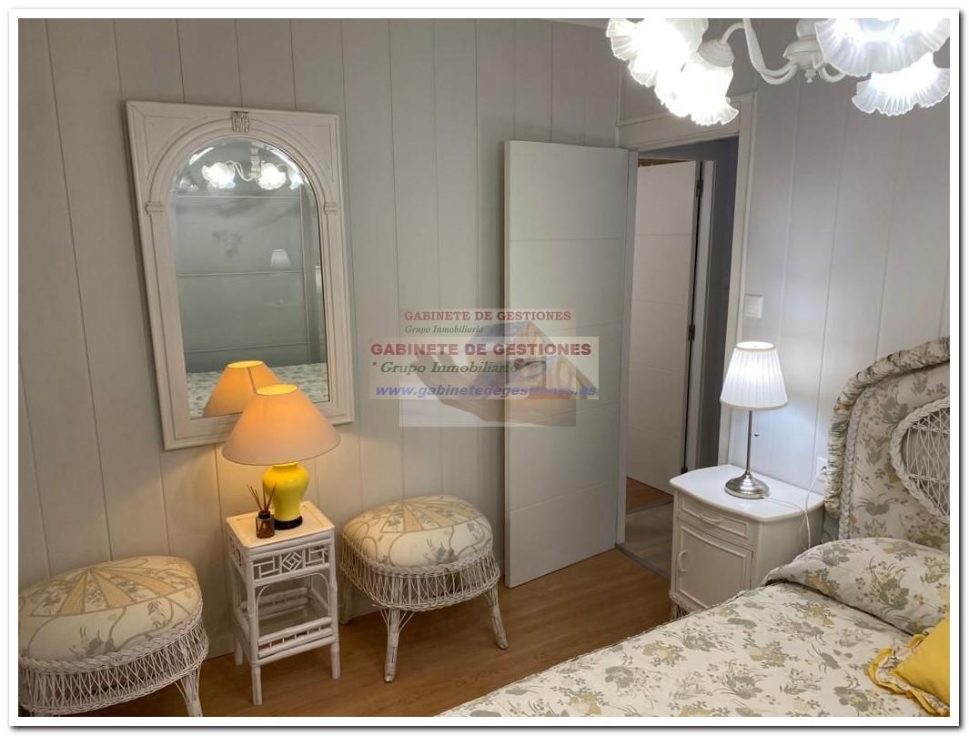 For sale of house in Santa Pola