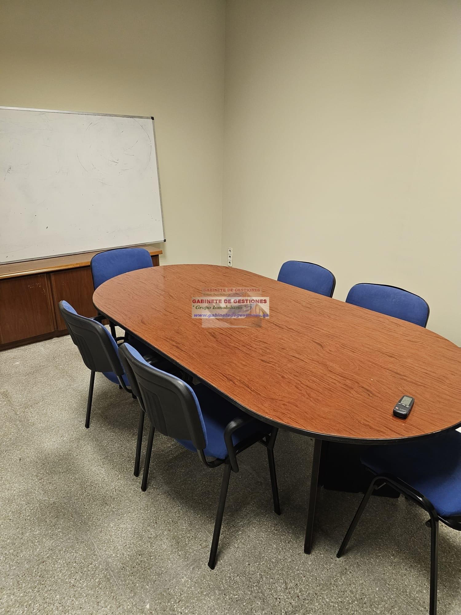 For rent of office in Albacete
