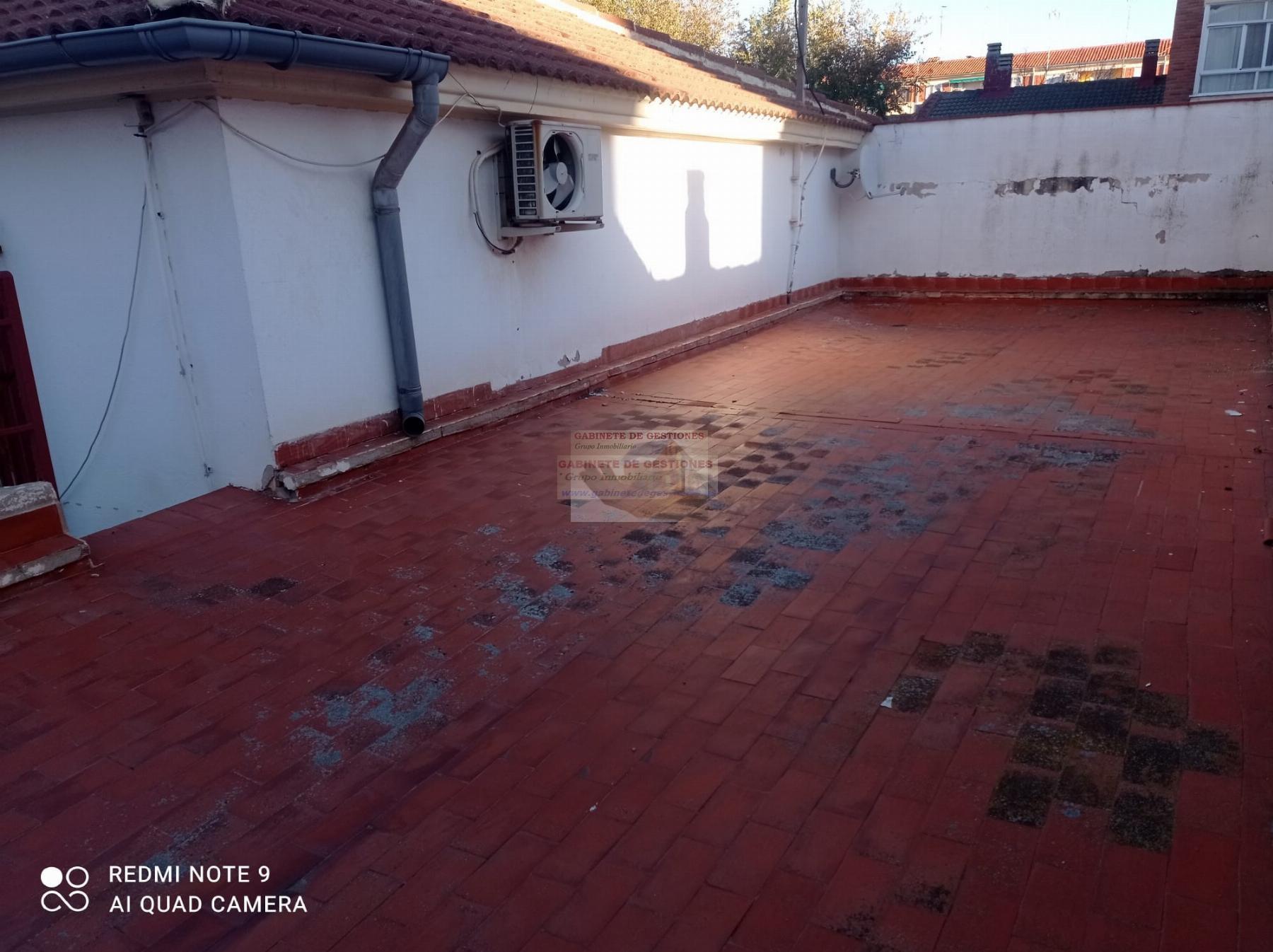 For sale of chalet in Albacete