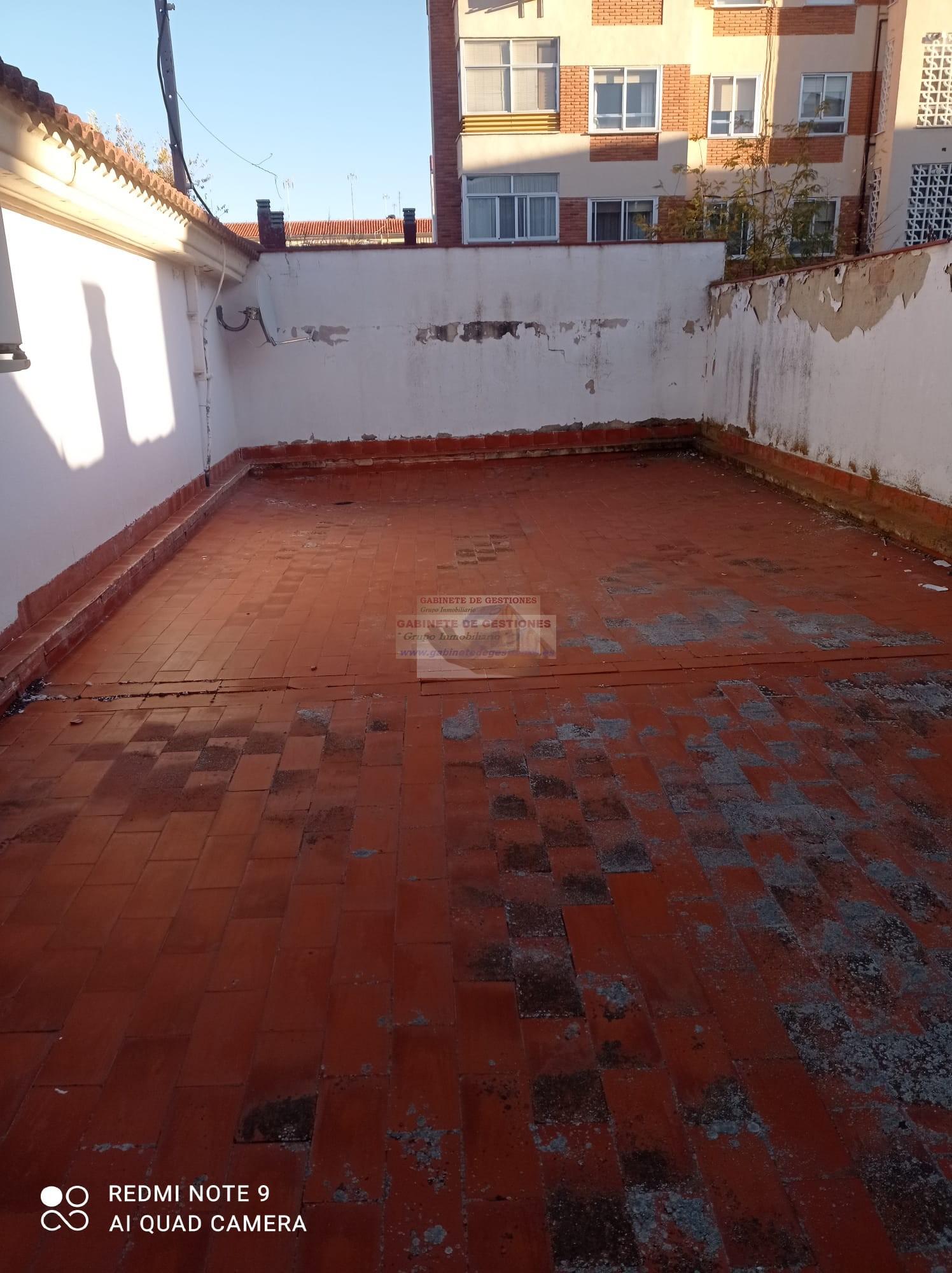 For sale of chalet in Albacete