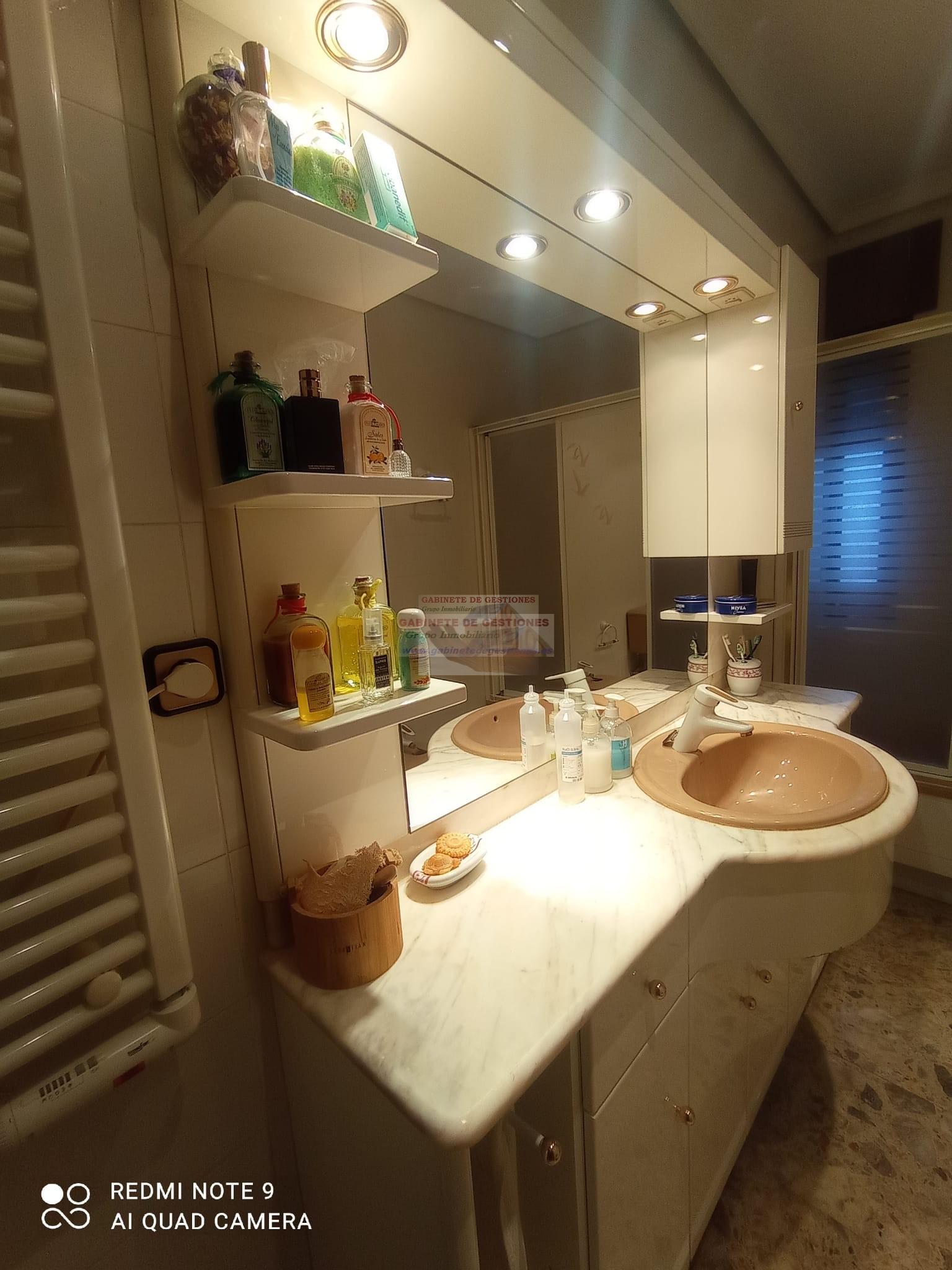 For sale of chalet in Albacete