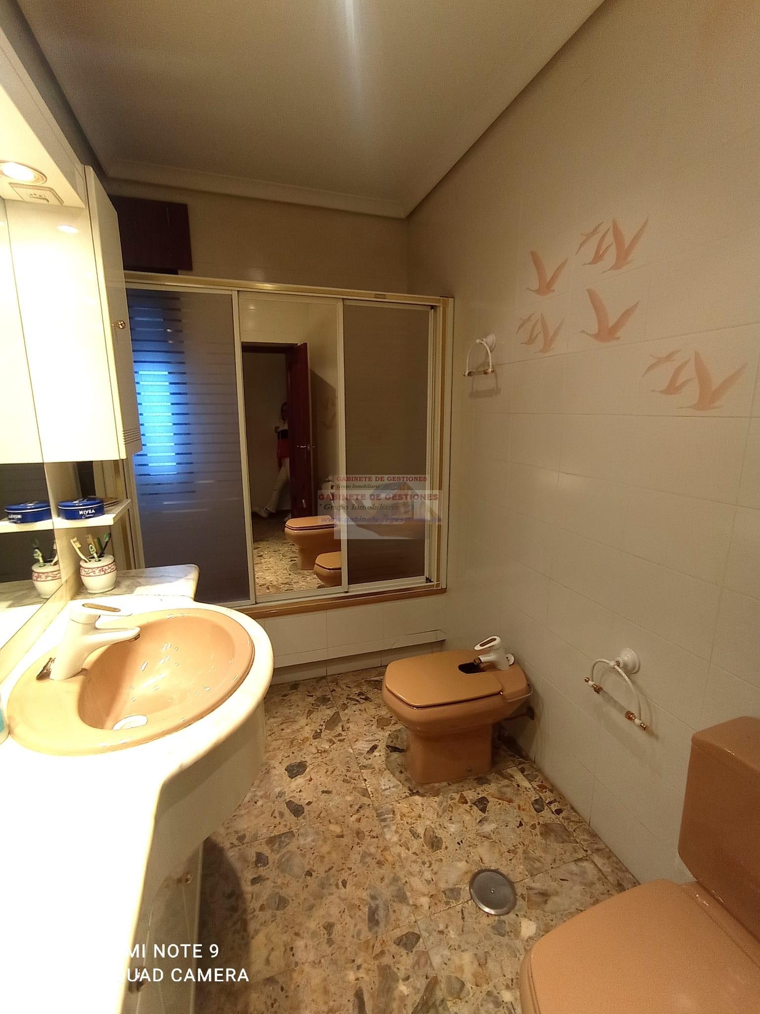 For sale of chalet in Albacete